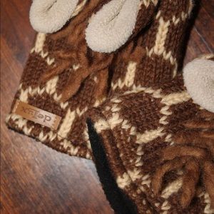 Giraffe mittens! A perfect gift for your niece, daughter & any giraffe lover 🤩